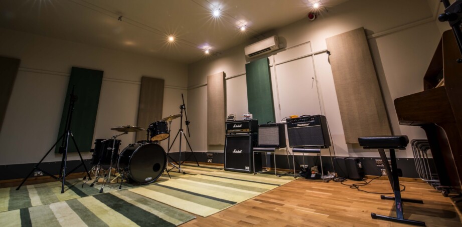 Studio Live Room